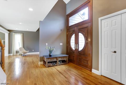 29 Compton Ct, Basking Ridge, NJ 07920 photo 2
