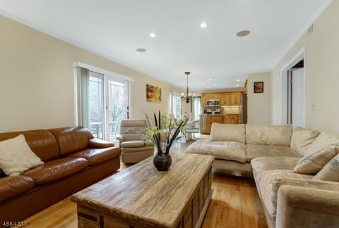 29 Compton Ct, Basking Ridge, NJ 07920 photo 9