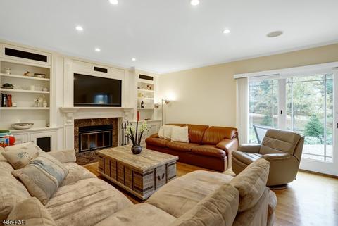 29 Compton Ct, Basking Ridge, NJ 07920 photo 8