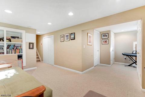 6 S Gate, Springfield, NJ 07081 photo 18