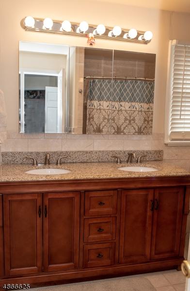 1561 Alps Rd, Wayne, NJ 07470 photo 11
