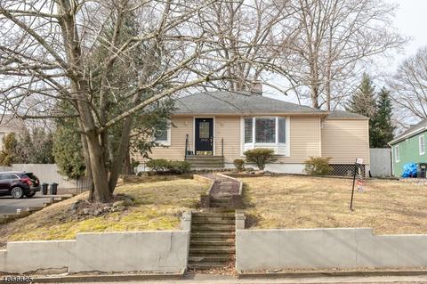 1561 Alps Rd, Wayne, NJ 07470 photo 1