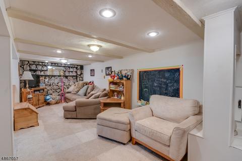64 Dawn Dr, Clark, NJ 07066 photo 11