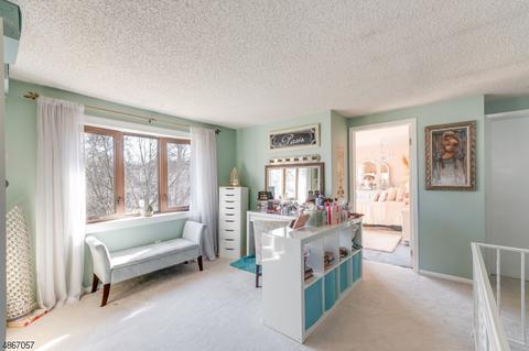 64 Dawn Dr, Clark, NJ 07066 photo 13