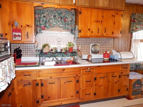 92 Harding Ave, Dover, NJ 07801 photo 2