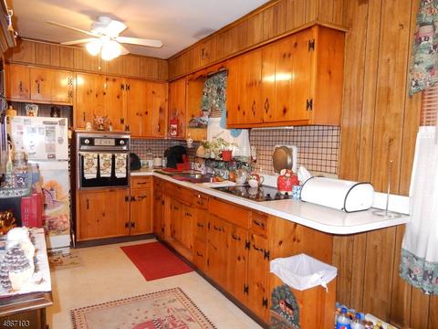 92 Harding Ave, Dover, NJ 07801 photo 3
