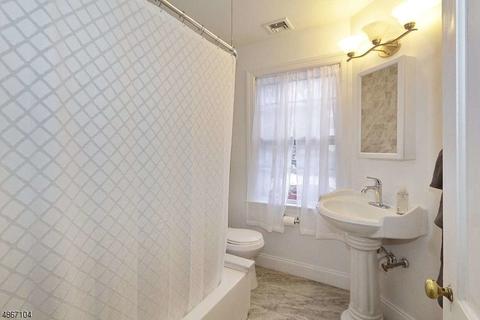 2 Brookside Rd, Maplewood, NJ 07040 photo 17