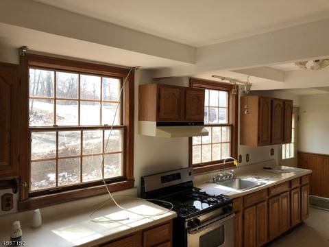 19 Skyland Ave, Haskell, NJ 07420 photo 5