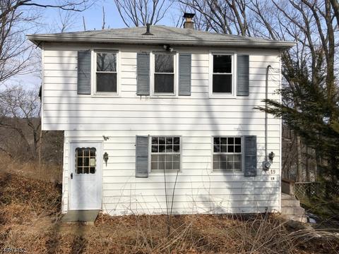 19 Skyland Ave, Haskell, NJ 07420 photo 2