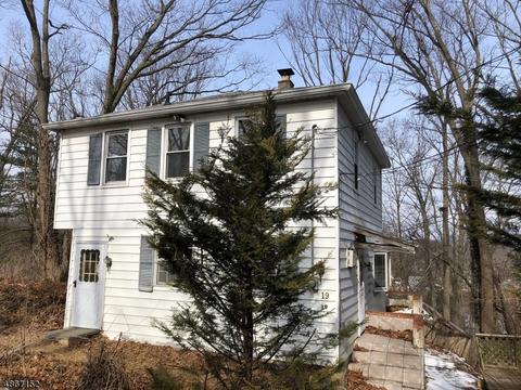 19 Skyland Ave, Haskell, NJ 07420 photo 1