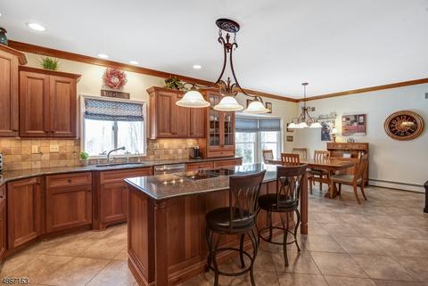 8 Olde York Rd, Randolph, NJ 07869 photo 5
