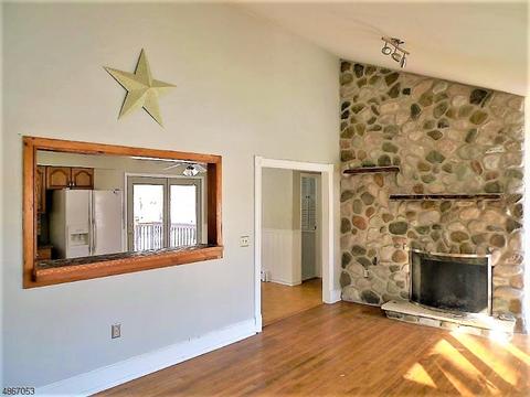 86 E Springtown Rd, Long Valley, NJ 07853 photo 4