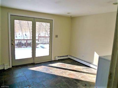 86 E Springtown Rd, Long Valley, NJ 07853 photo 6