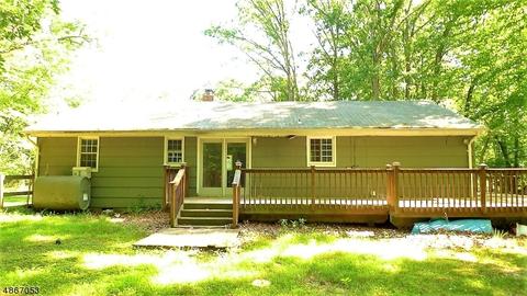 86 E Springtown Rd, Long Valley, NJ 07853 photo 2