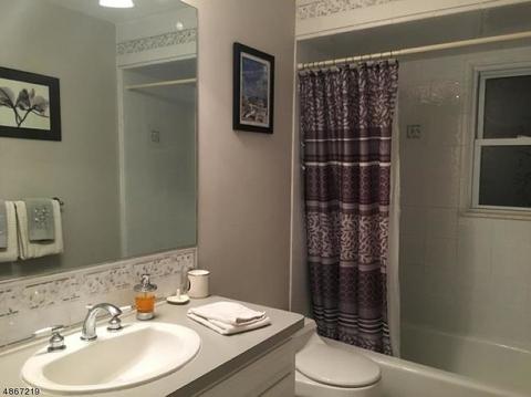 144 Greenrale Ave, Wayne, NJ 07470 photo 19