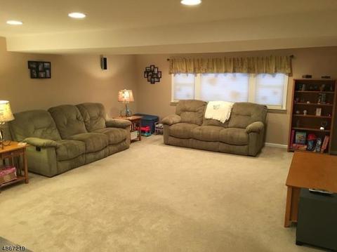 144 Greenrale Ave, Wayne, NJ 07470 photo 20