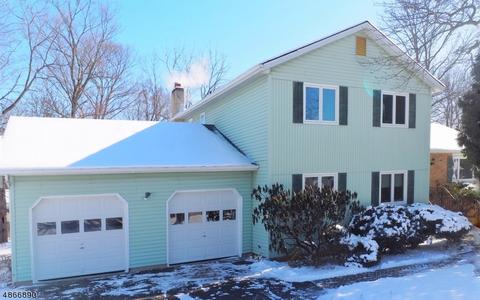 6 Hover Dr, Mount Arlington, NJ 07856 photo 2