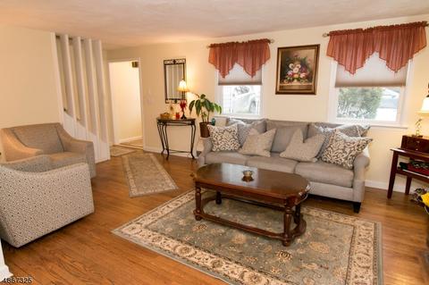 56 Dora Ave, Waldwick, NJ 07463 photo 5
