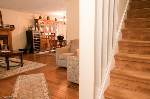 56 Dora Ave, Waldwick, NJ 07463 photo 13