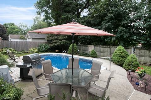 56 Dora Ave, Waldwick, NJ 07463 photo 20