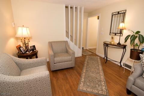 56 Dora Ave, Waldwick, NJ 07463 photo 3