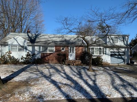 85 Willowbrook Ct, Paramus, NJ 07652 photo 1