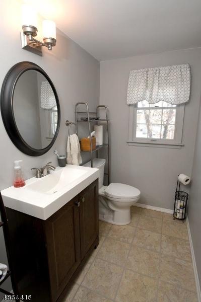 66 Chestnut Dr, Wayne, NJ 07470 photo 16