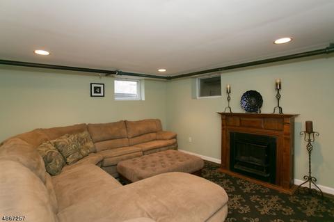 487 Mountainview Dr, North Plainfield, NJ 07063 photo 18