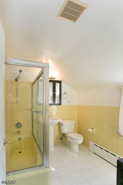 487 Mountainview Dr, North Plainfield, NJ 07063 photo 14