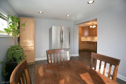 487 Mountainview Dr, North Plainfield, NJ 07063 photo 9