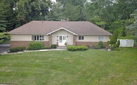 4 Baker St, Wayne, NJ 07470 photo 1