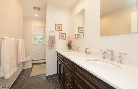 4 Baker St, Wayne, NJ 07470 photo 15