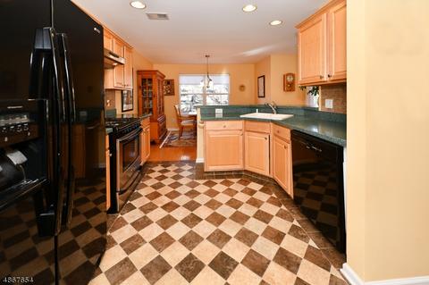 74 Carter Rd, Haskell, NJ 07420 photo 10