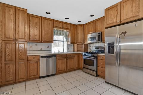 60 Hawthorne Ave, Springfield, NJ 07081 photo 4