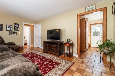 405 Charlestown Rd, Hampton, NJ 08827 photo 3