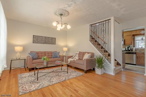 538 Warfield Rd, North Plainfield, NJ 07063 photo 4