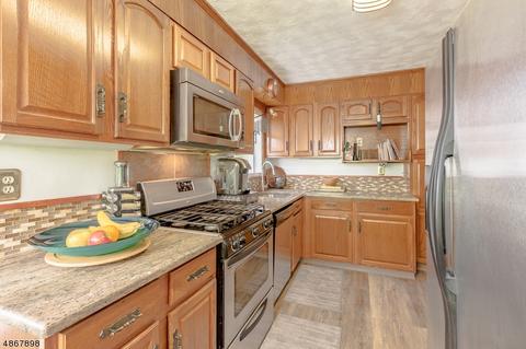 538 Warfield Rd, North Plainfield, NJ 07063 photo 7