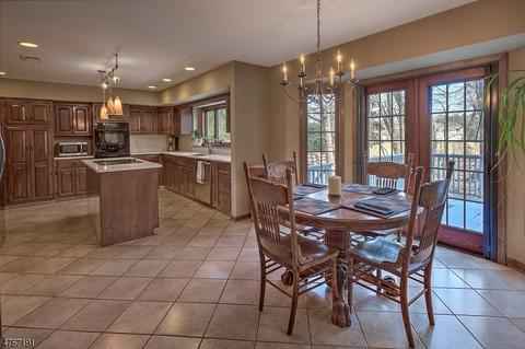 6 Flintlock Rd, Flemington, NJ 08822 photo 7