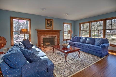 6 Flintlock Rd, Flemington, NJ 08822 photo 4
