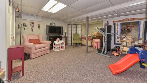 21 Highfield Ct, Wayne, NJ 07470 photo 22