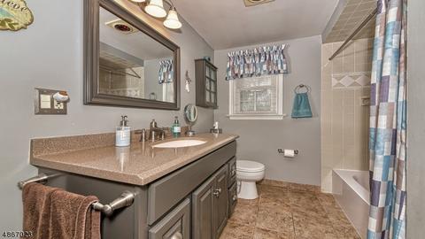 21 Highfield Ct, Wayne, NJ 07470 photo 17