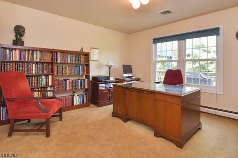 92 Sturbridge Cir, Wayne, NJ 07470 photo 11