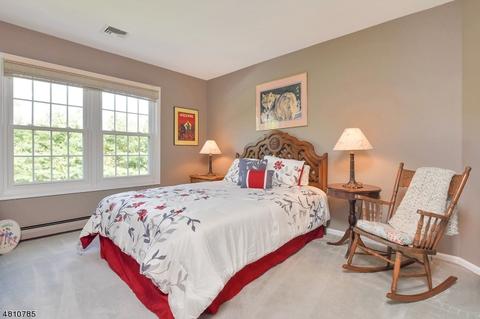 92 Sturbridge Cir, Wayne, NJ 07470 photo 17