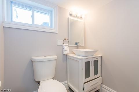 71 William St, Saddle Brook, NJ 07663 photo 18