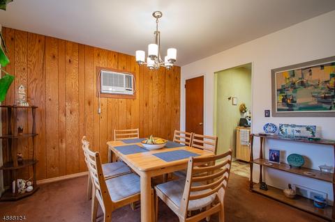 50 Diaz Pl, Paramus, NJ 07652 photo 6