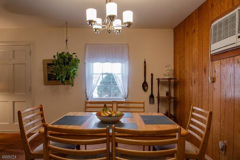 50 Diaz Pl, Paramus, NJ 07652 photo 5