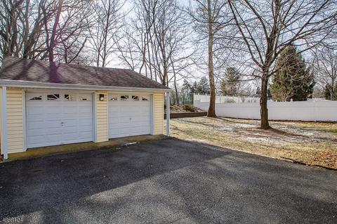 50 Diaz Pl, Paramus, NJ 07652 photo 16
