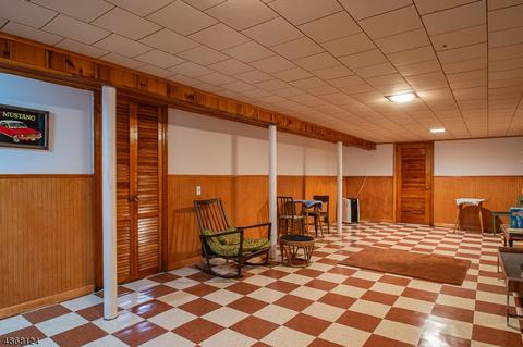 50 Diaz Pl, Paramus, NJ 07652 photo 14