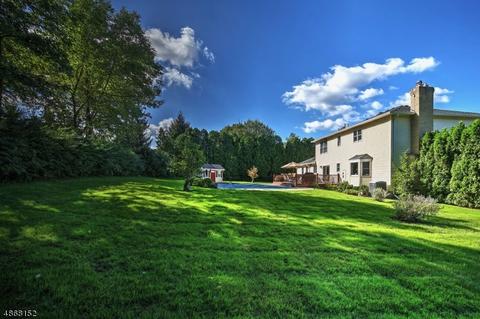 3 Sutton Ct, Mendham, NJ 07945 photo 4