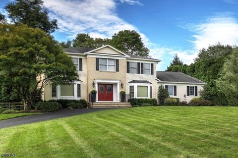 3 Sutton Ct, Mendham, NJ 07945 photo 2